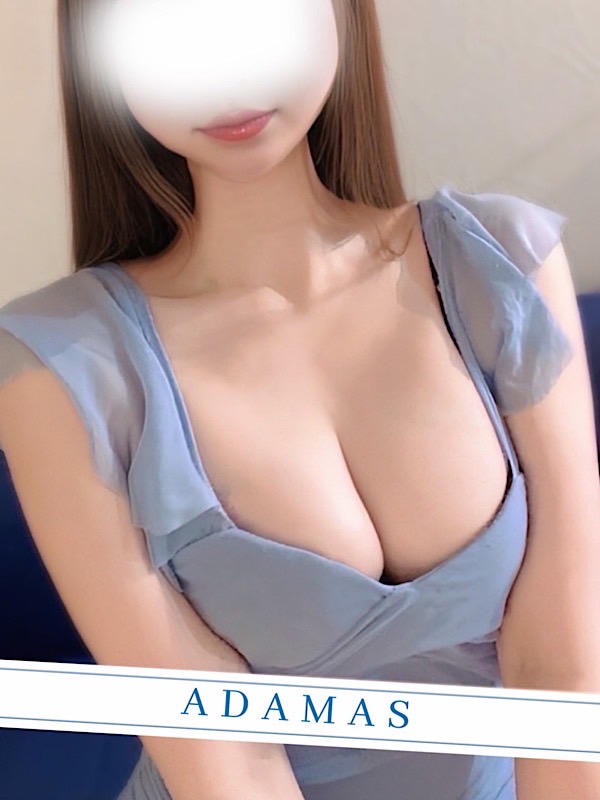 白咲 るな