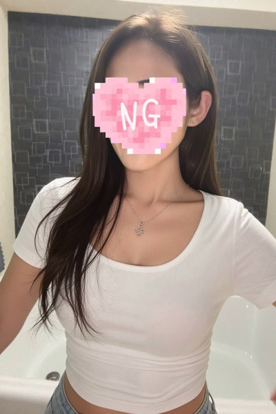 長谷川 じゅんな