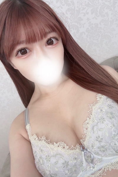 岬 ゆま