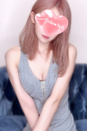 愛依奈 りん
