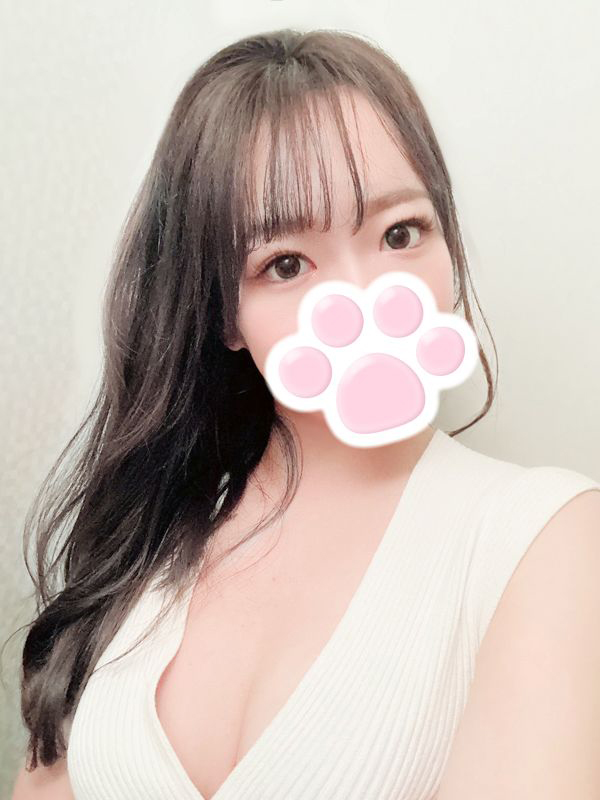 三条なぎ