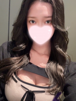 瀬野えれな