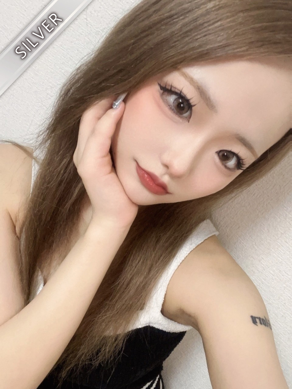 りいな