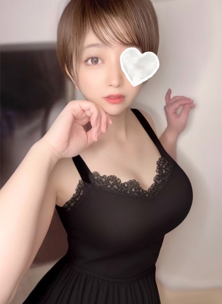 藍羽しおん