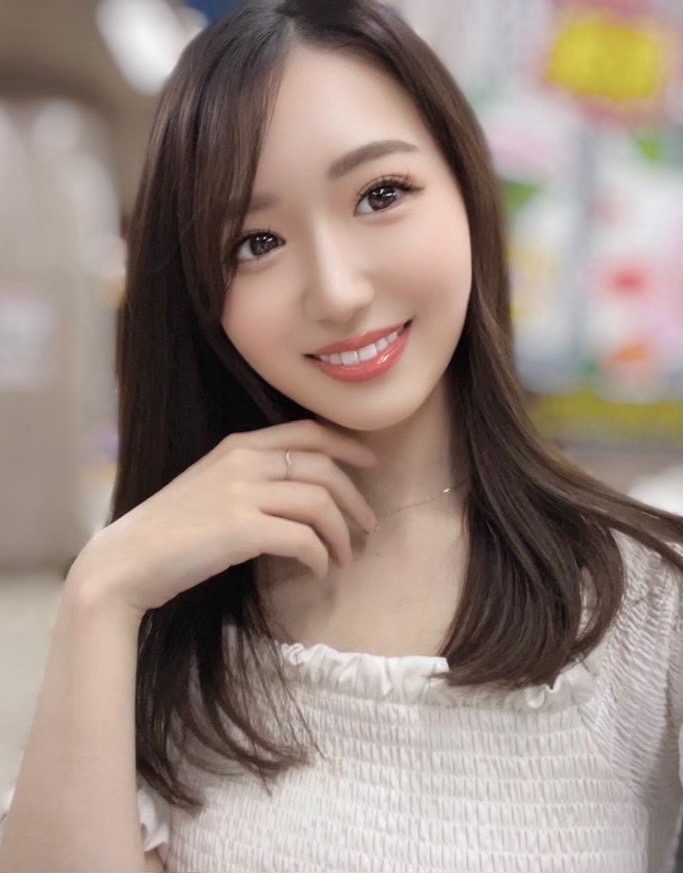 水川うみか