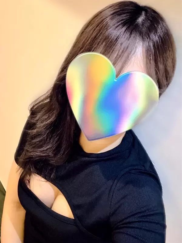 凪 りほ